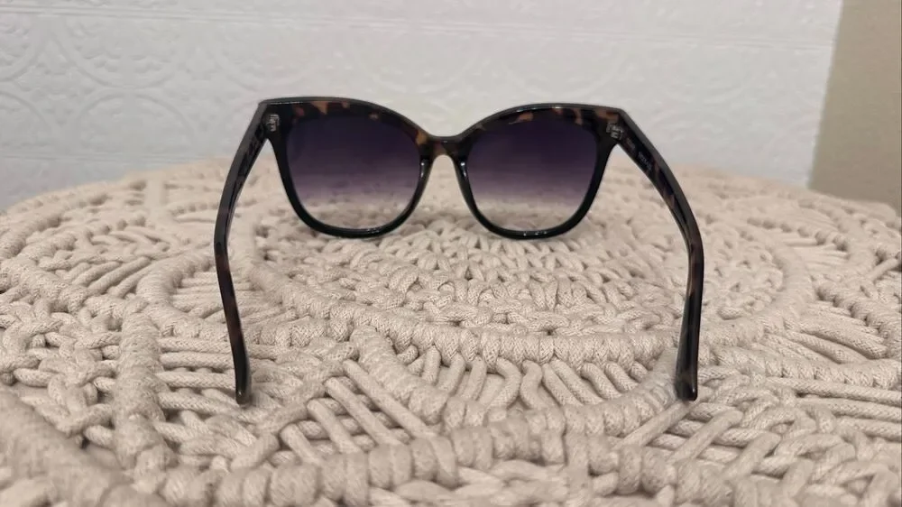 QUAY It’s My Way Sunglasses Brown and Black